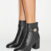 Ankle Boots mit Drehverschluss und Absatz Ankle Boots mit Drehverschluss und Absatz