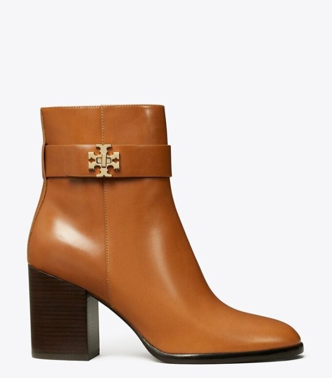 Ankle Boots mit Drehverschluss und Absatz Ankle Boots mit Drehverschluss und Absatz