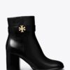 Ankle Boots mit Drehverschluss und Absatz Ankle Boots mit Drehverschluss und Absatz