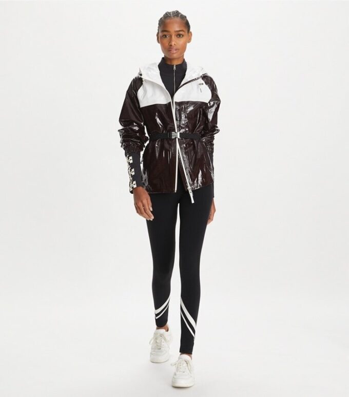 Anorak aus lackiertem Baumwollstoff Anorak aus lackiertem Baumwollstoff
