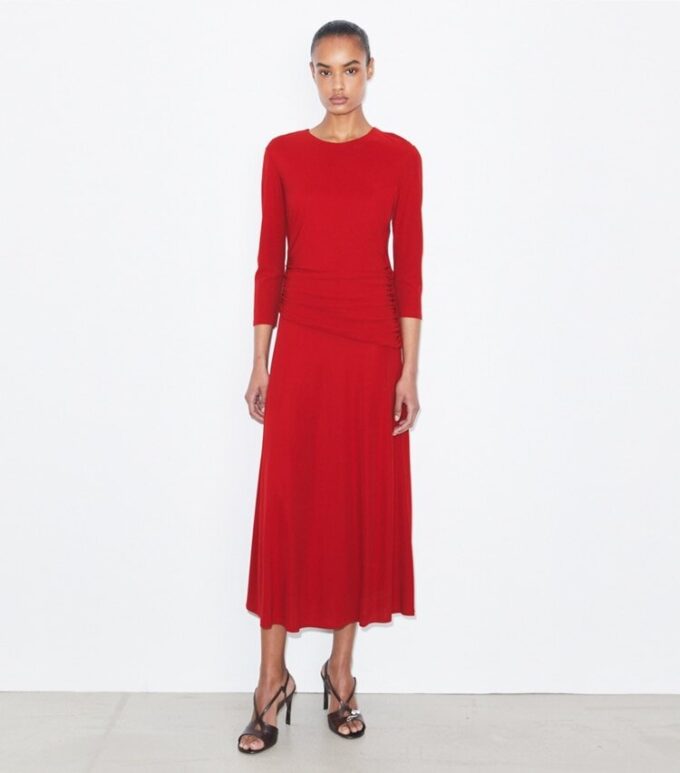Ausgestelltes Viskosekleid Ausgestelltes Viskosekleid