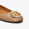 Ballettschuhe mit mehreren Logos Ballettschuhe mit mehreren Logos