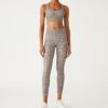 Bedruckter Racerback-BH mit seitlichen Streifen