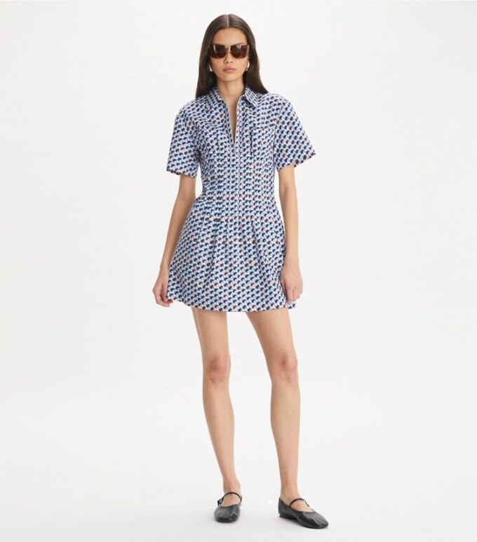 Bedrucktes Kleid aus Baumwollpopeline Bedrucktes Kleid aus Baumwollpopeline