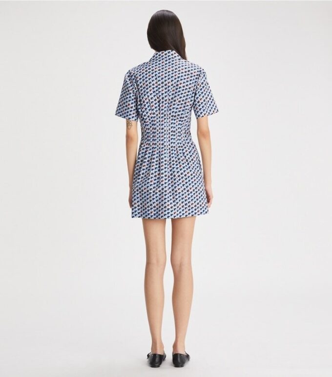 Bedrucktes Kleid aus Baumwollpopeline Bedrucktes Kleid aus Baumwollpopeline