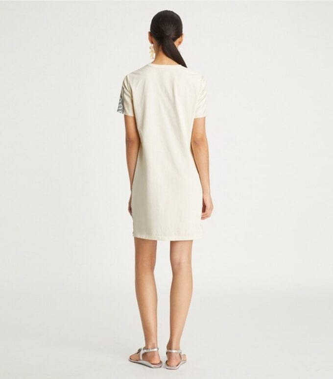 Bedrucktes Seiden-T-Shirt-Kleid Bedrucktes Seiden-T-Shirt-Kleid