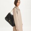 Übergroße Kira Diamond Quilt Schultertasche Übergroße Kira Diamond Quilt Schultertasche
