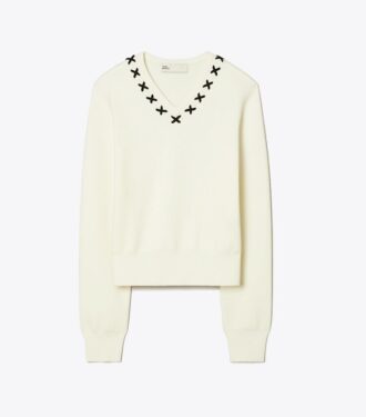 Bestickter Wollpullover