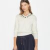 Bestickter Wollpullover Bestickter Wollpullover