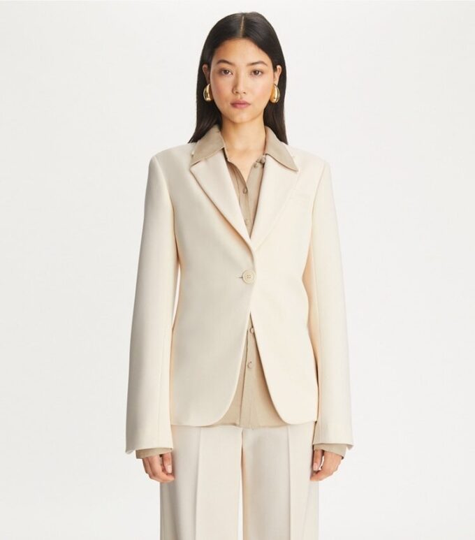 Blazer aus gerafftem Twill Blazer aus gerafftem Twill