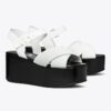 Bombe Cross-Strap Plateausandale Bombe Cross-Strap Plateausandale