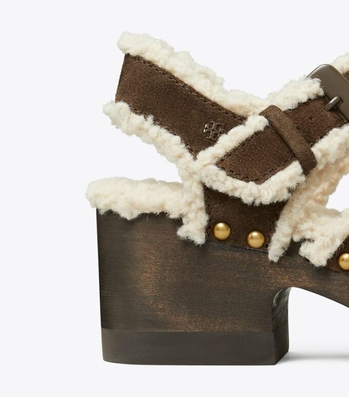 Clog mit Profilsohle Clog mit Profilsohle