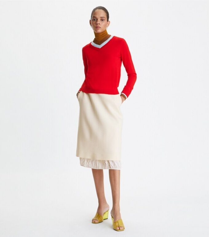 Dreilagiger Colorblock-Pullover Dreilagiger Colorblock-Pullover