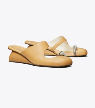 Durchbrochene Mule-Sandalen mit Keilabsatz