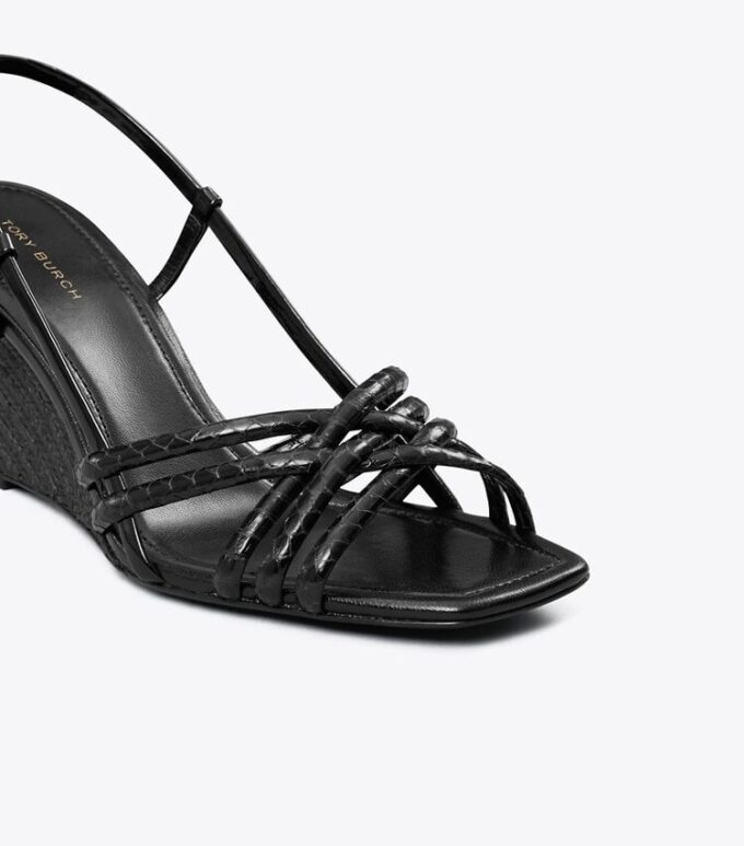 Espadrille-Sandalen mit Keilabsatz und mehreren Riemen Espadrille-Sandalen mit Keilabsatz und mehreren Riemen