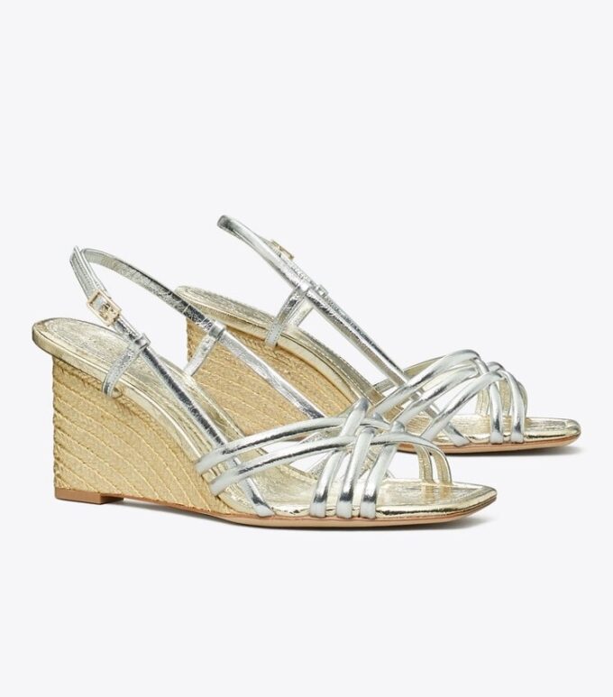 Espadrilles mit Keilabsatz und mehreren Riemen Espadrilles mit Keilabsatz und mehreren Riemen