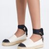 Espadrilles mit Zehenkappe Espadrilles mit Zehenkappe