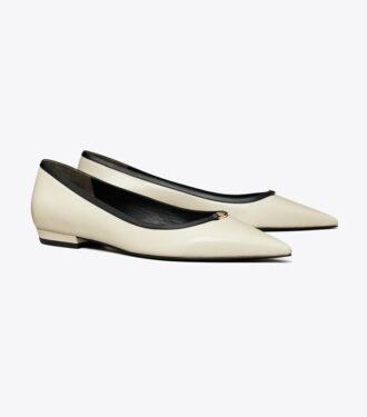 Flache Schuhe mit Double T-Schnalle