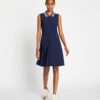 Funktionales Golfkleid mit Plissee-Kragen