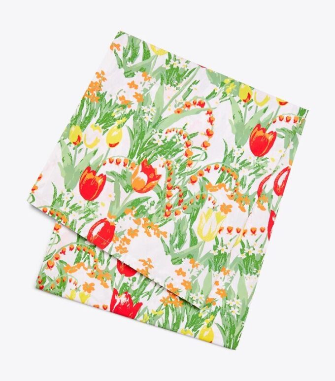 Garden Oblong Tischdecke, 126″ x 70″ Garden Oblong Tischdecke, 126″ x 70″