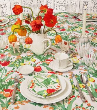 Garden Oblong Tischdecke, 126″ x 70″ Garden Oblong Tischdecke, 126″ x 70″