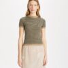 Gestreifter Nylon-Rollkragenpullover Gestreifter Nylon-Rollkragenpullover