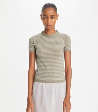 Gestreifter Nylon-Rollkragenpullover