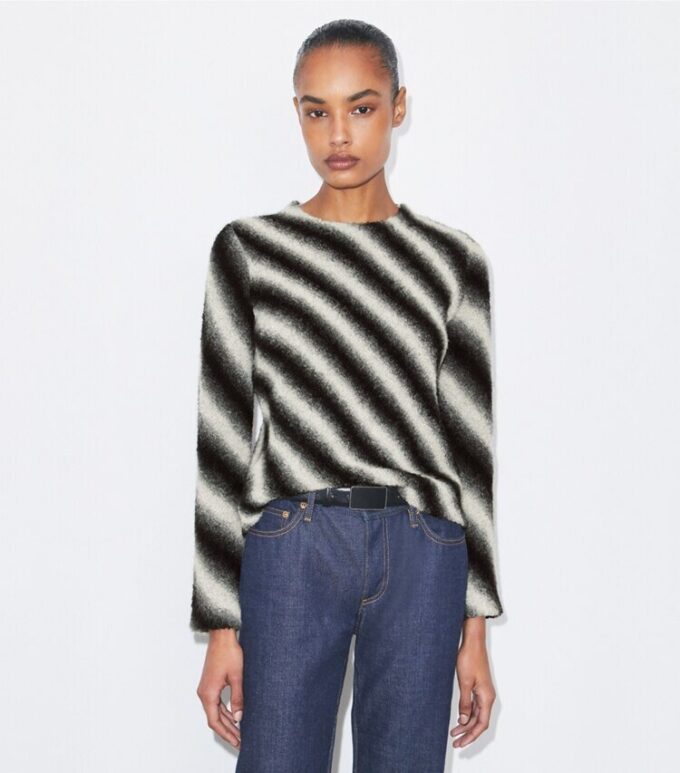 Gestreifter Wollpullover Gestreifter Wollpullover