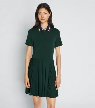 Golfkleid mit Plissee und Reißverschluss vorne Golfkleid mit Plissee und Reißverschluss vorne