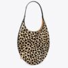 Handtasche aus Kalbsleder mit Piercing-Detail Handtasche aus Kalbsleder mit Piercing-Detail