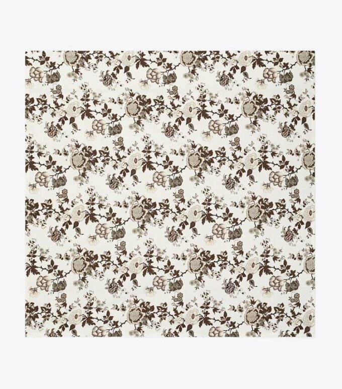 Happy Times Bouquet quadratische Tischdecke, 178 cm x 178 cm Happy Times Bouquet quadratische Tischdecke, 178 cm x 178 cm