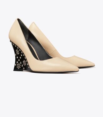 Jeweled Flower Wedge