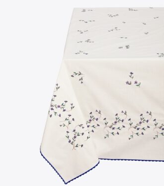 Jolie Fleur Bestickte quadratische Tischdecke