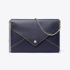 Kette-Umschlagtasche aus glattem Leder Kette-Umschlagtasche aus glattem Leder