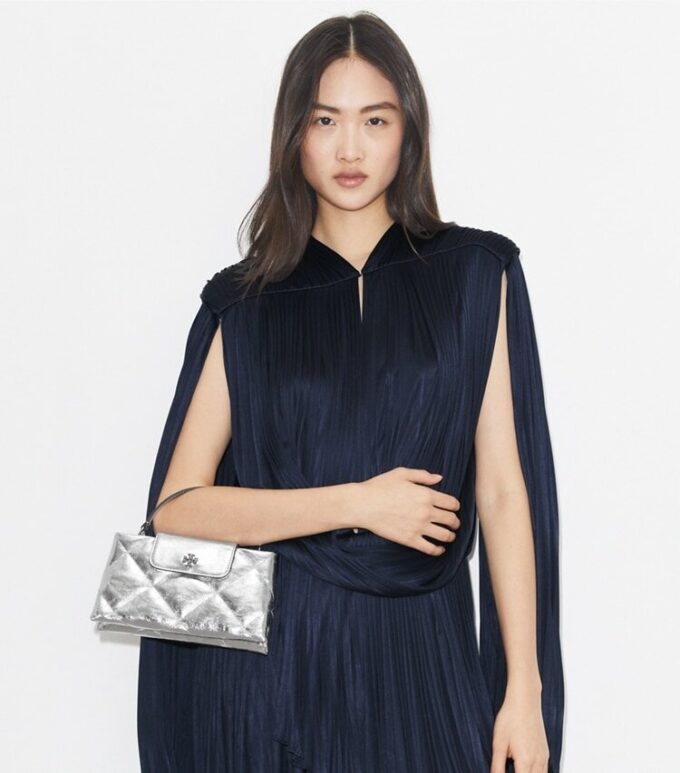 Kira Diamond Quilt Metallic-Handtasche mit Henkel Kira Diamond Quilt Metallic-Handtasche mit Henkel