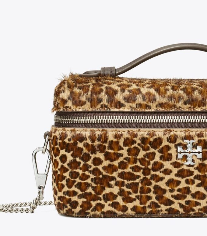 Kira Kosmetiktasche aus Kalbshaar Kira Kosmetiktasche aus Kalbshaar