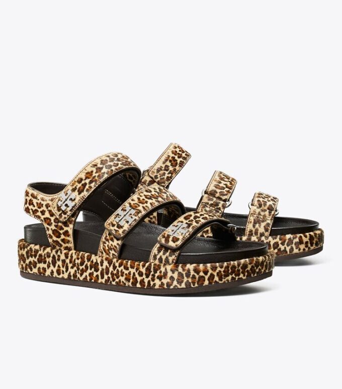 Kira Sport Sandale mit dreifachem Riemen Kira Sport Sandale mit dreifachem Riemen
