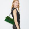 Kira Turnlock Flocked Schultertasche Kira Turnlock Flocked Schultertasche