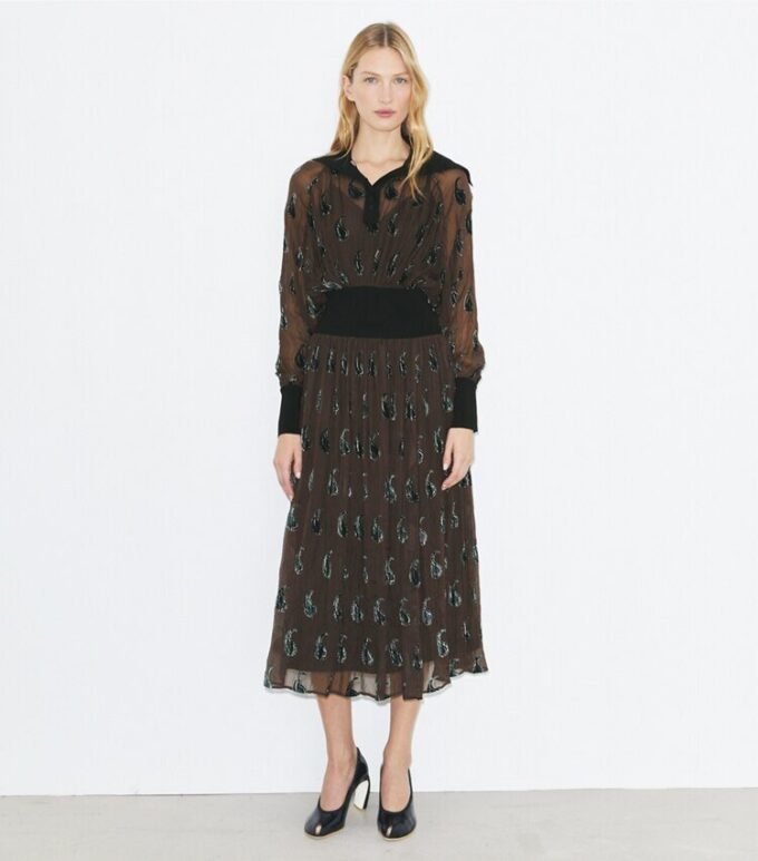 Kleid mit geripptem Bund Kleid mit geripptem Bund