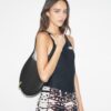 Kleine durchbrochene Handtasche Kleine durchbrochene Handtasche