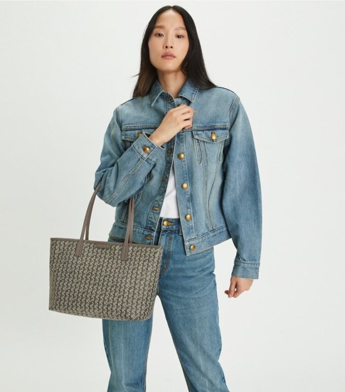 Kleine Ever-Ready-Tasche mit Reißverschluss Kleine Ever-Ready-Tasche mit Reißverschluss