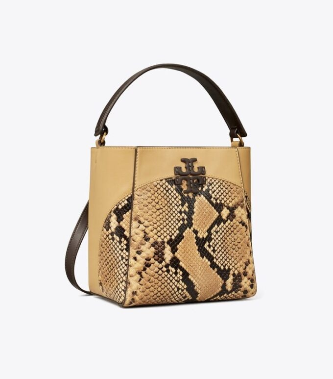 Kleine McGraw Bucket Bag mit Schlangenprägung Kleine McGraw Bucket Bag mit Schlangenprägung