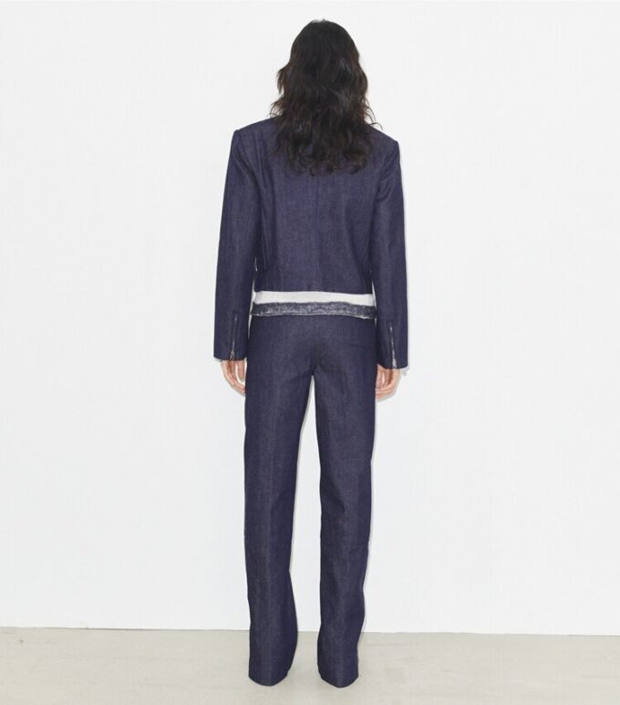 Knöchellange Jeans mit Reißverschluss Knöchellange Jeans mit Reißverschluss