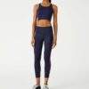 Hoch geschnittene, federleichte 7/8-Leggings mit Paspelierung Hoch geschnittene, federleichte 7/8-Leggings mit Paspelierung