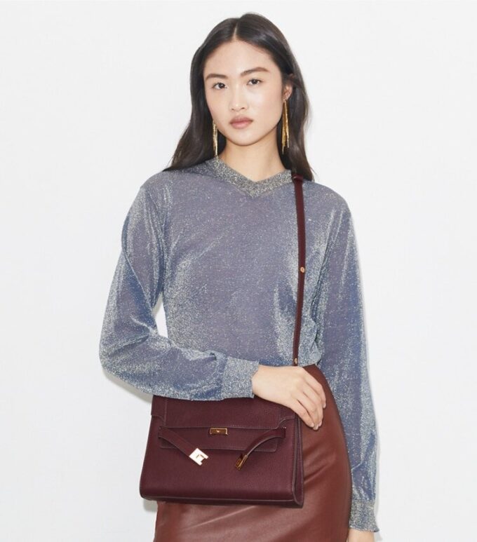 Lee Radziwill Schultertasche mit genarbtem Leder Lee Radziwill Schultertasche mit genarbtem Leder