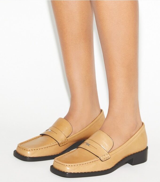 Loafer mit eckiger Zehenkappe Loafer mit eckiger Zehenkappe