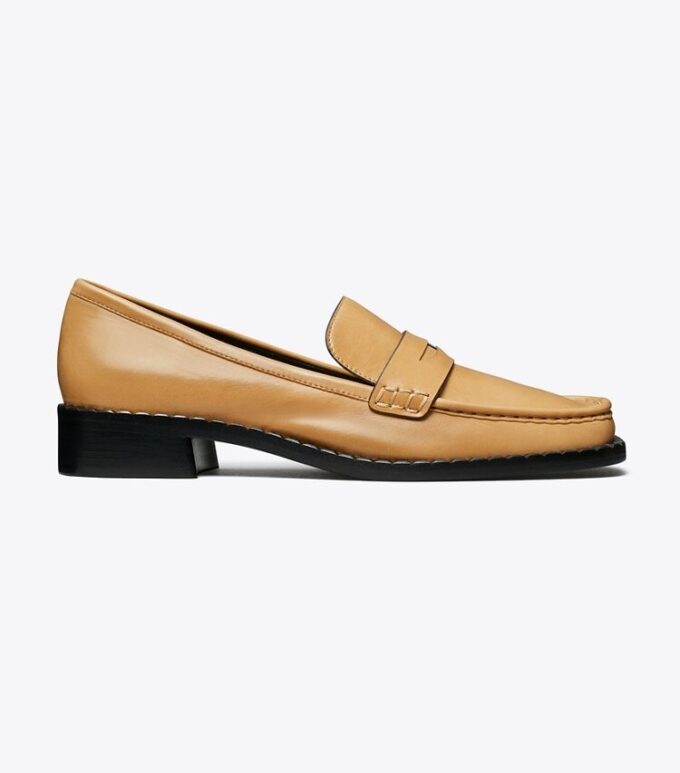 Loafer mit eckiger Zehenkappe Loafer mit eckiger Zehenkappe