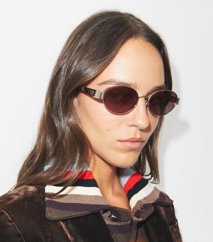 Miller Metall-Sonnenbrille in ovaler Form Miller Metall-Sonnenbrille in ovaler Form