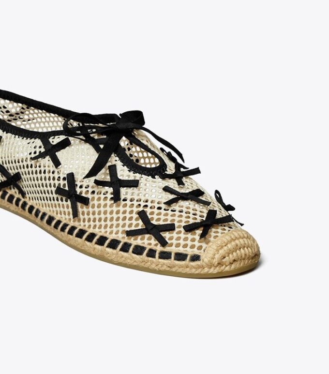 Mini-Espadrilles mit Schleife Mini-Espadrilles mit Schleife
