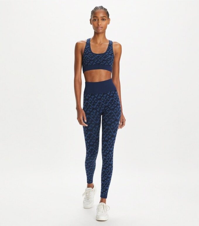 Nahtlose Leggings mit prismatischem T Monogram-Jacquard Nahtlose Leggings mit prismatischem T Monogram-Jacquard